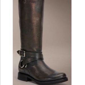 Frye Veronica cris cross riding boots. Size 9.5